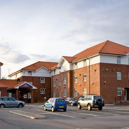 Premier Inn Chelmsford Exterior foto